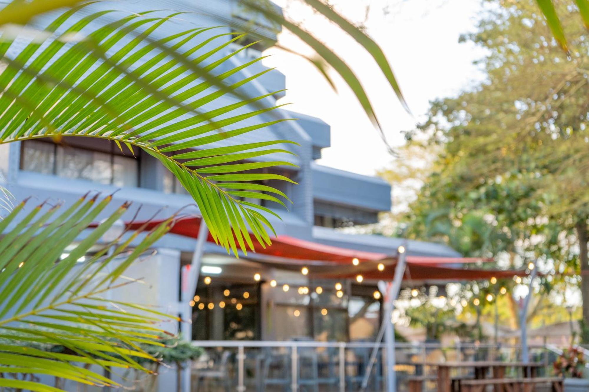 Indaba Lodge Hotel リチャーズ・ベイ エクステリア 写真